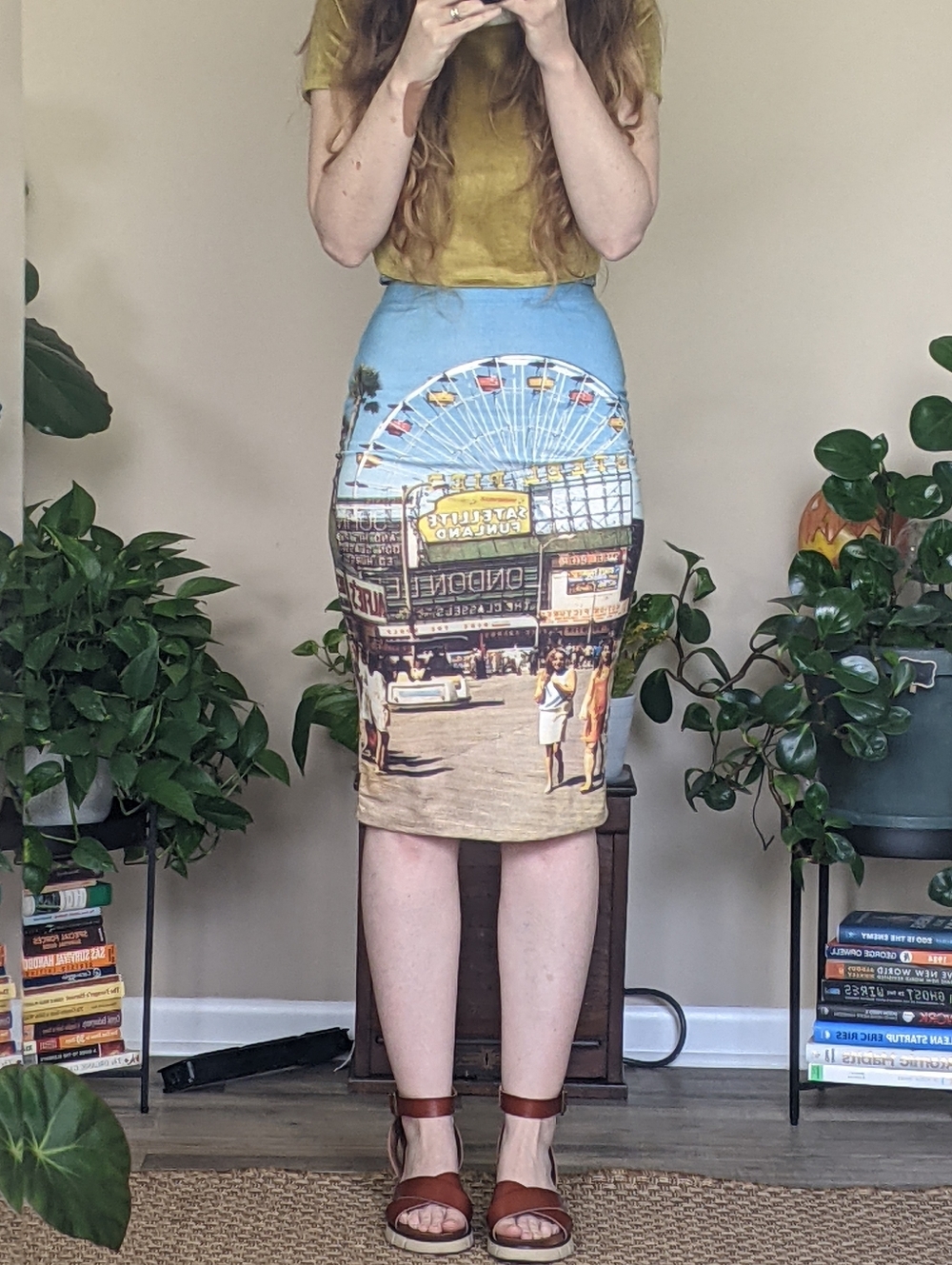 Urban Outfitters Top shop Set Womens S/4 Yellow Blue Excellent Velvet Graphic LN - Picture 12 of 12